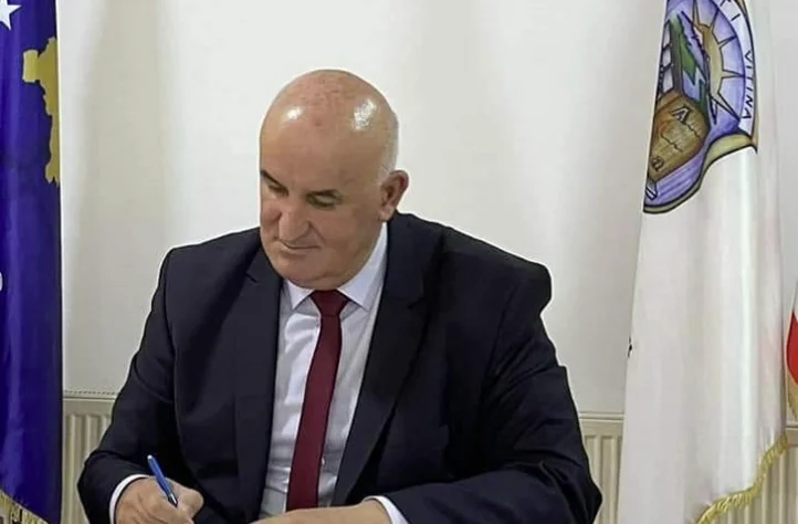 Il presidente dell'anno ha firmato la decisione di non applicare il manuale per “Sex Education