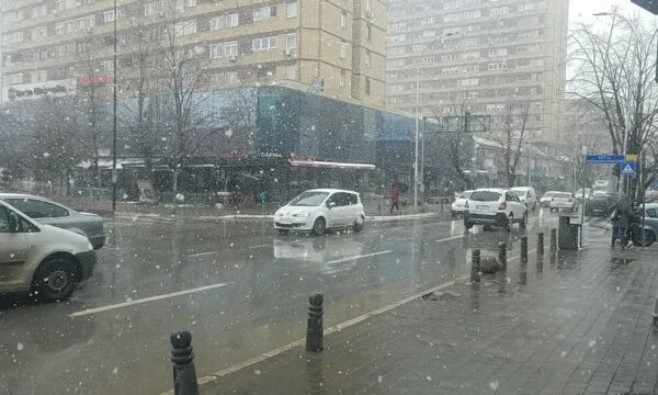 Schnee in Pristina