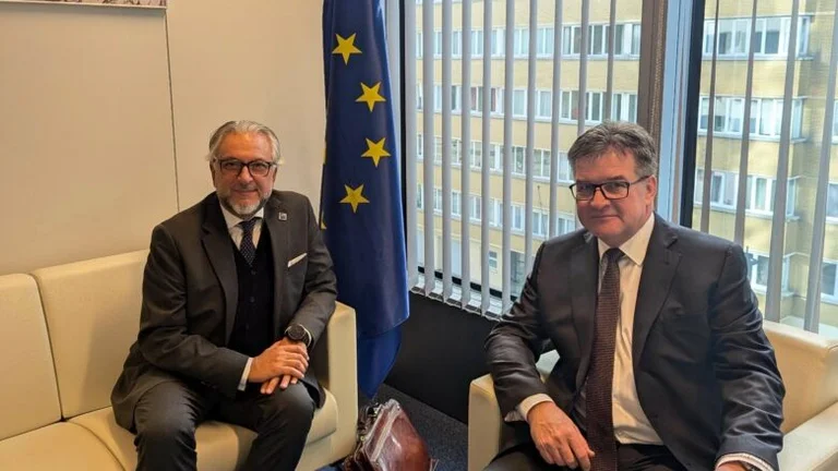 Lajcak rencontre le chef EULEX à Bruxelles, parle sécurité au Kosovo