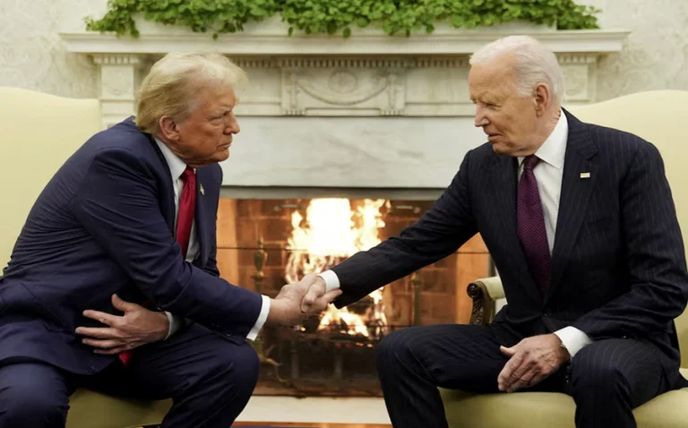 Trump kommt im Weißen Haus an, trifft sich mit Biden