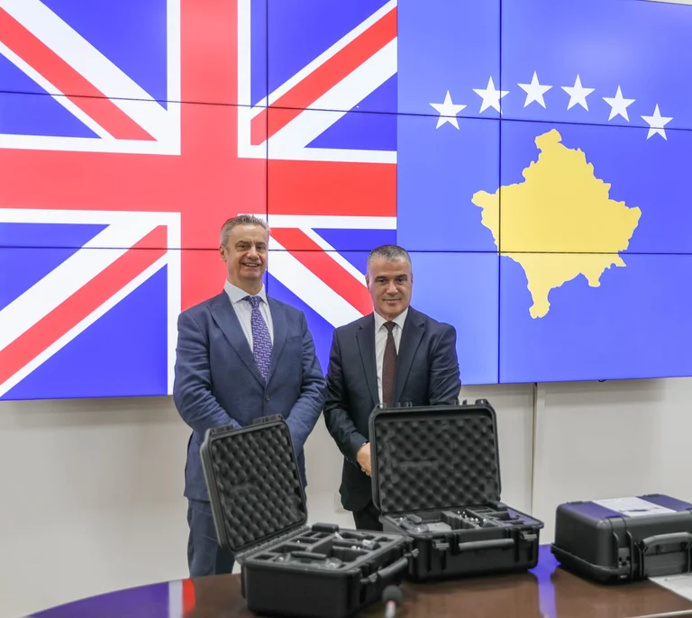 British Embassy Grants Four Fears to Kosovo Police
