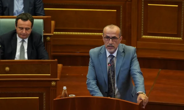 Haxhiu: Pozita e ministrit të Shëndetësisë, peng i grupeve të interesit në VV e “Guxo”