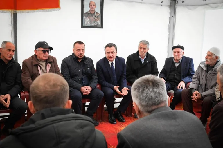 Kurti has face to go for comfort to the family of KSF soldier who died while working in construction