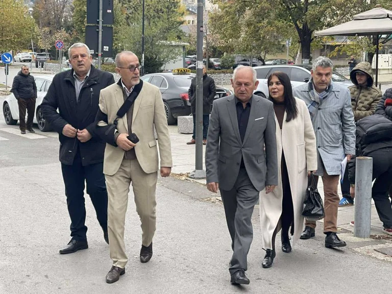 Opposition hands over criminal gossip to Arberie Nagavci to Special Prosecutor for School Texts