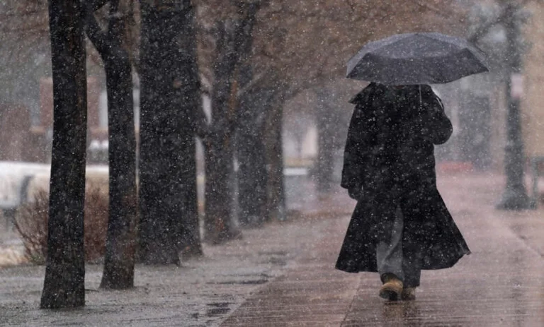 The temperature decreases, weather forecasts for today