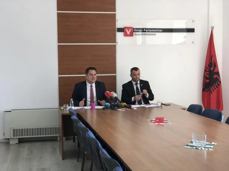 Muja: Parliamentary Investigative Commission for School Texts has violated Assembly Rules