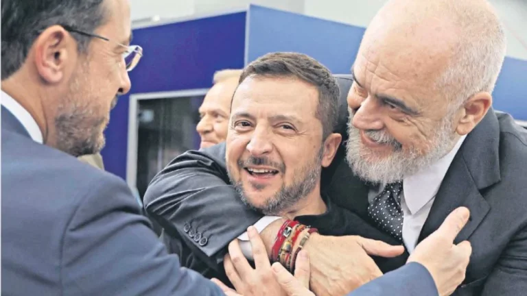 Rama con un abrazo diferente para Zelenski