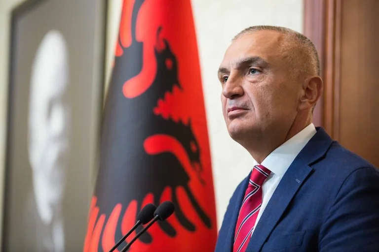 Avokati: Ilir Meta i përfshirë në zhdukjen e 3 personave për të fshehur gjurmët e krimit