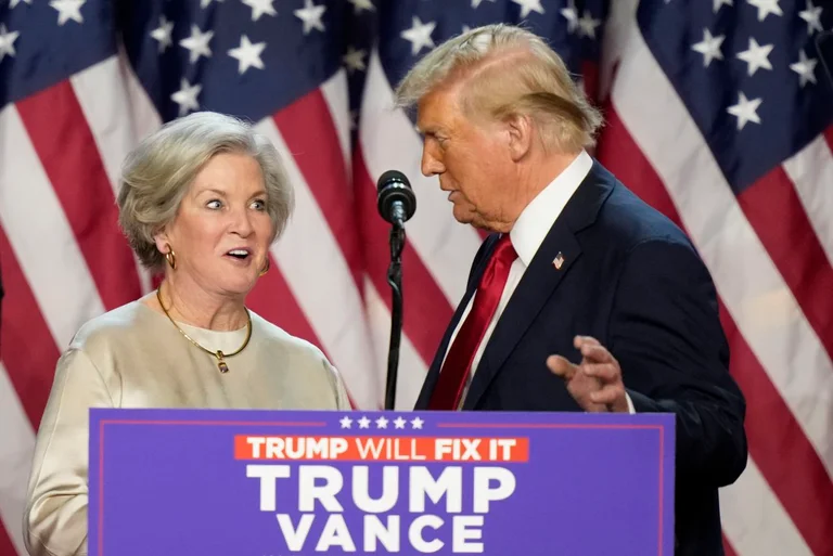 Trump sceglie il Capo di Stato Maggiore della Casa Bianca Susie Wiles diventa la prima donna in questo incarico
