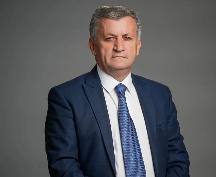 Ismet Beqiri se joint à la course pour le député : Avec LDK pour défendre des valeurs communes