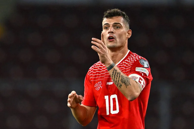 La Suisse invite quatre Albanais au match contre la Serbie, Espagne