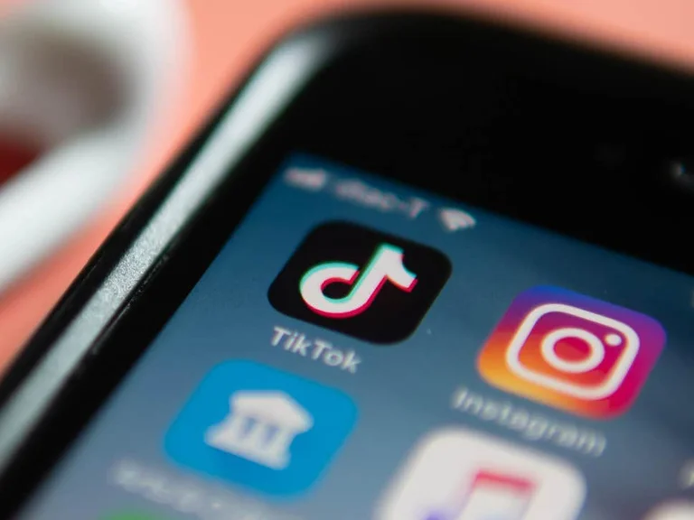 Il suicidio femminile in Gjakova, AFP: Guilty TikTok
