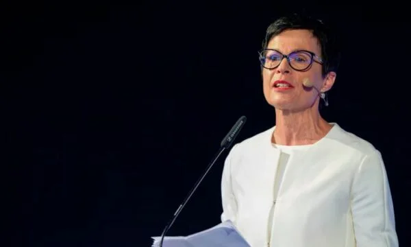Kos: Beitrittsverhandlungen mit Montenegro, Albanien könnten innerhalb von Jahren geschlossen werden