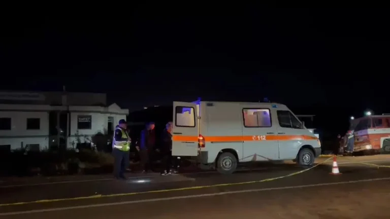 Accidente fatal en la calle Korca - Pogradec