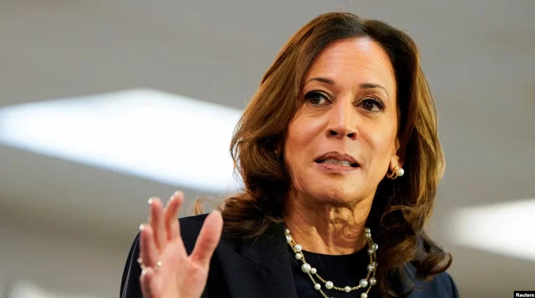 Harris deja para la Universidad Howard para dar un discurso