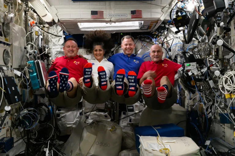 US Elections: Vote American astronauts in Space