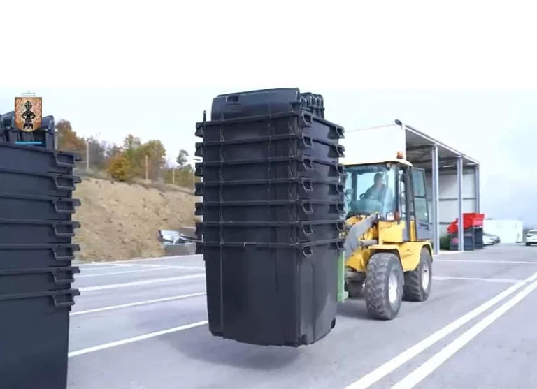 The much-mentioned containers in the capital come at last
