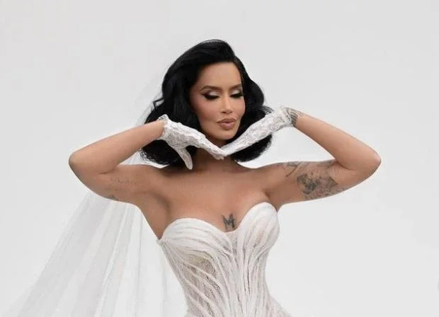 Dafina Zeqiri publishes wedding photos