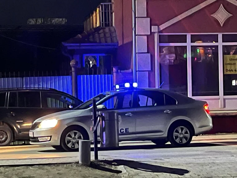 Tres heridos debido a un accidente en Drenas