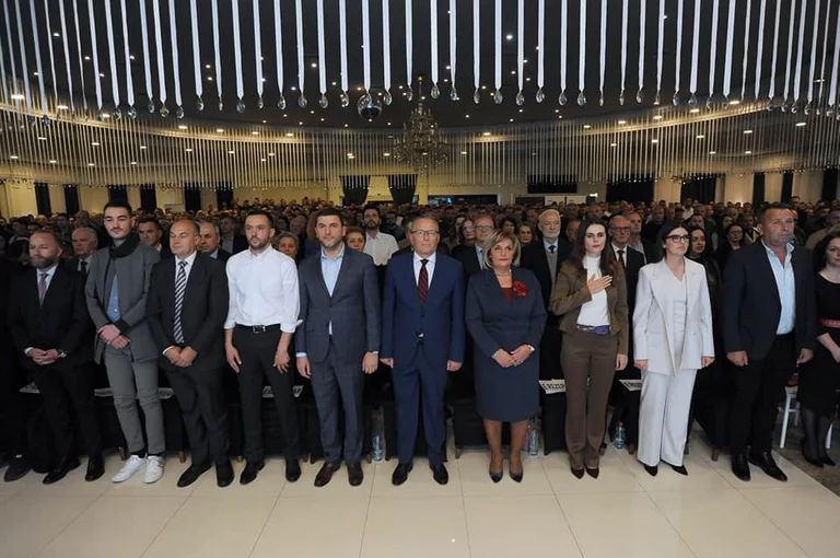 Krasniqi en Mitrovica: Bedri Hamza es el mejor primer ministro que Kosovo puede tener hoy