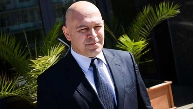 La conversación de Kusari con Radichi, este es Jean: El error más grande es tratar de ocultar errores
