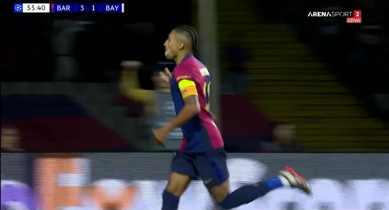 Raphael completes Hat-trickun to Bayern Munich