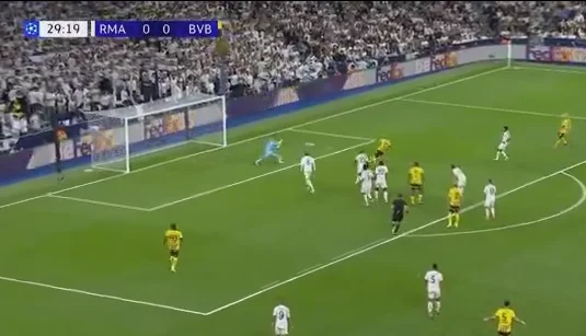 Malen silences “Bernabeun”, Dortmund in superior to Real