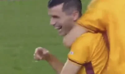 Two goals in three minutes, Asani is “crazy”