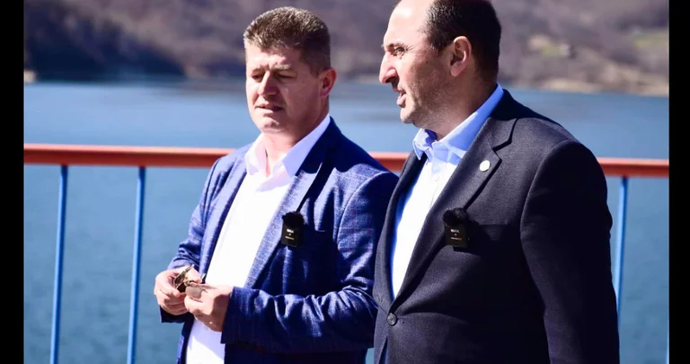 Albaniens Post: Spezielle Verfolgung beginnt Untersuchung von Illegal Debt für Wasser Wattlers