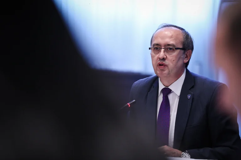 Hoti: Le sfide del governo sono cifre, mostrando il loro fallimento di quattro anni