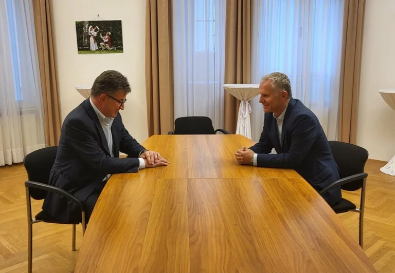 Am 24. Oktober die neue Runde Kosovo- Serbien