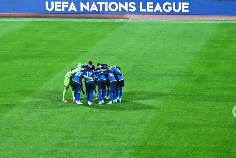 Short for World Cup Qualifikationen, die sich nähern, Kosovo wird 100% in dieser Vase sein