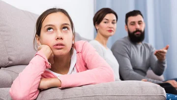 Teen puberty: Fight with your parents, influence of society, dangerous behavior what's on his mind