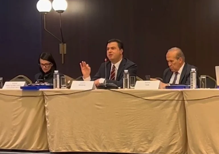 Basha in Belgrad sucht Respekt für die Rechte der Albaner in Presevo Valley