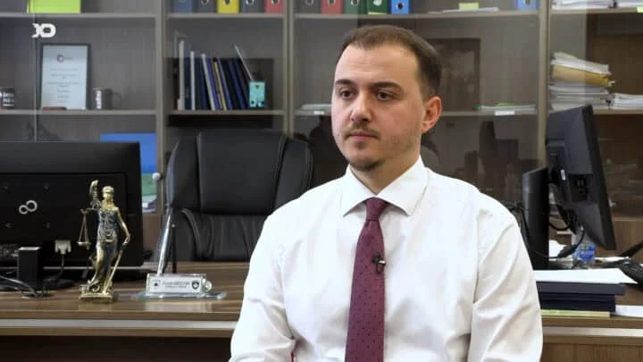 U.d. bedroht. Prizren Chief Prosecutor Petrit Kryeziu