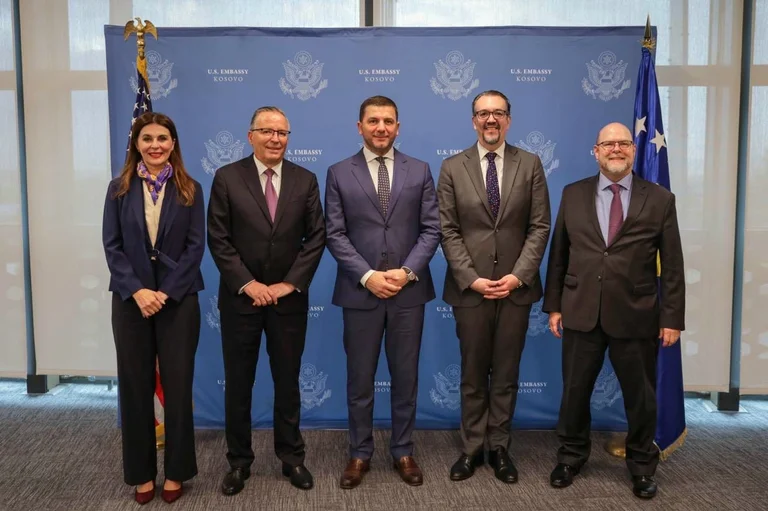Krasniqi trifft Kasanoff: US Joint Road to New Suks