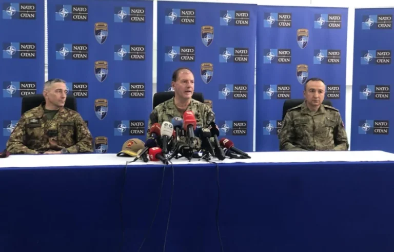 Amiral de l'OTAN : Le pont d'Ibër n'est pas ouvert maintenant, participez au dialogue