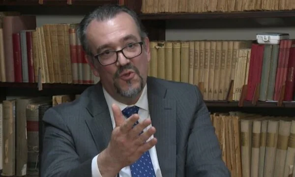 Cassanoff : Nous devons trouver un moyen de progresser au Kosovo-Serbie