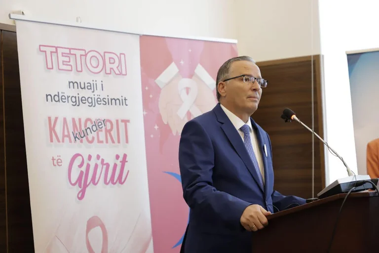 Bedri Hamza excite avec un récit personnel de parents atteints de cancer du sein