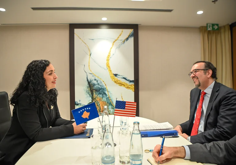 L'envoyé américain pour les Balkans occidentaux Kasanoff vient au Kosovo aujourd'hui