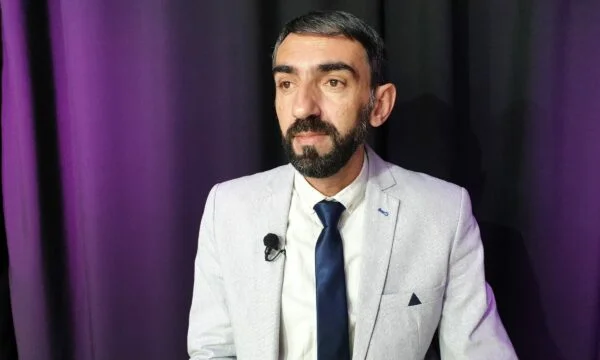 L'accusation donne des détails sur le sous-ministre qui a eu un accident de voiture ivre