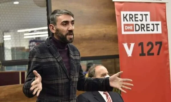 Vice Minister of the Drunk Government Kurt hit the 15-year-old official motorcycle