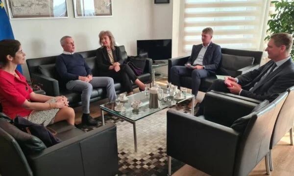 Roses au Kosovo, Rohde : J'ai réaffirmé le ferme appui de l'Allemagne aux travaux du Tribunal spécial