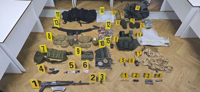 Mesures prises par la police dans le nord, armes et matériel militaire saisis
