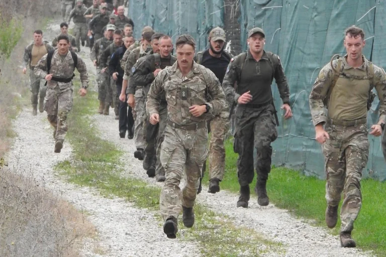 Kosovo host, KFOR marched with over 800 soldiers for” D ANCON”