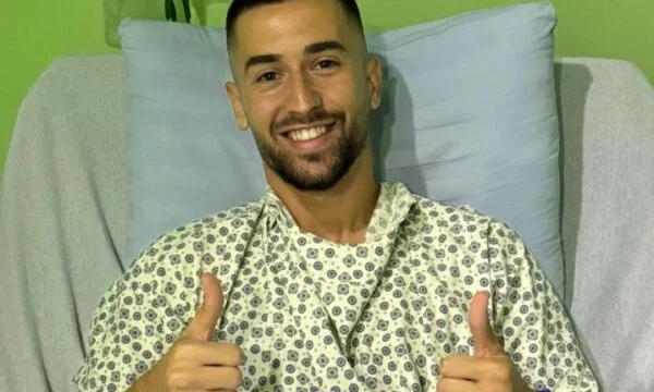 Mustafa termine l'opération avec succès, sera court pendant longtemps
