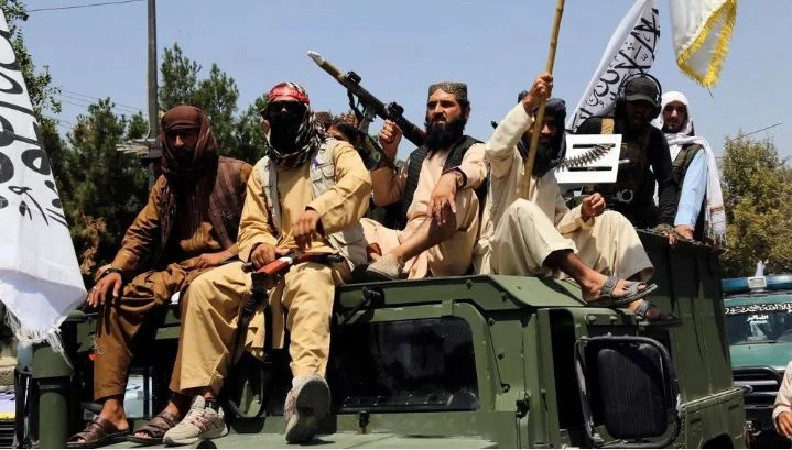 Après 21 ans, Moscou retire les Taliban de la liste des organisations terroristes