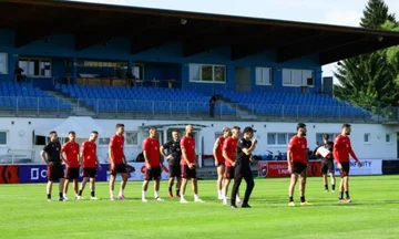 Albanischer Nationallack auf der Eve of League of Nations