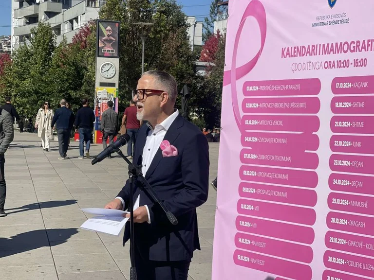 Year: Half of breast cancer cases being diagnosed in early stages, women can be searched for free