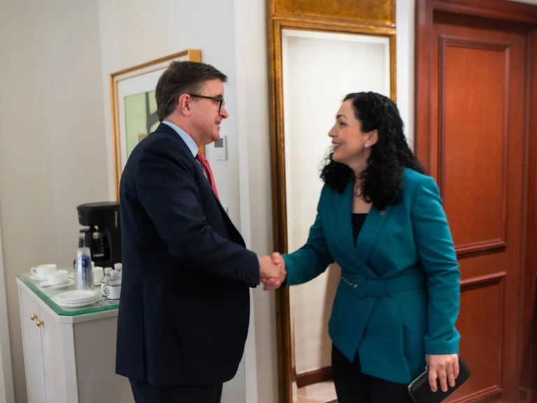 Osmani with O Brien speaks of “deepening co-operation” and “taking steps in the interest of citizens”